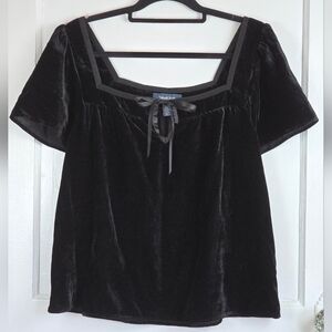 NWOT Modcloth Black Velvet Top M